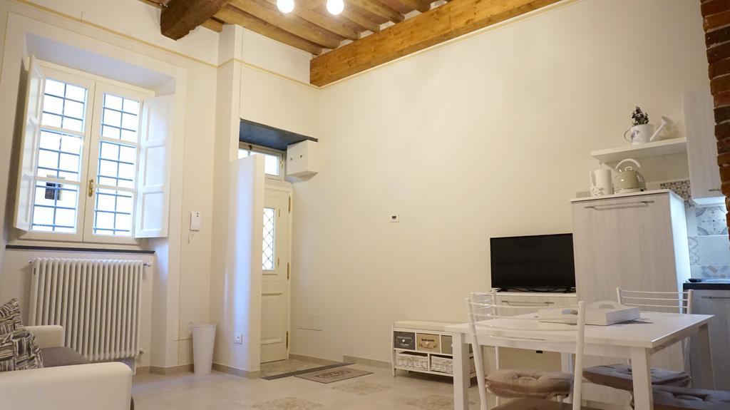 Alessandra Apartment ルッカ エクステリア 写真